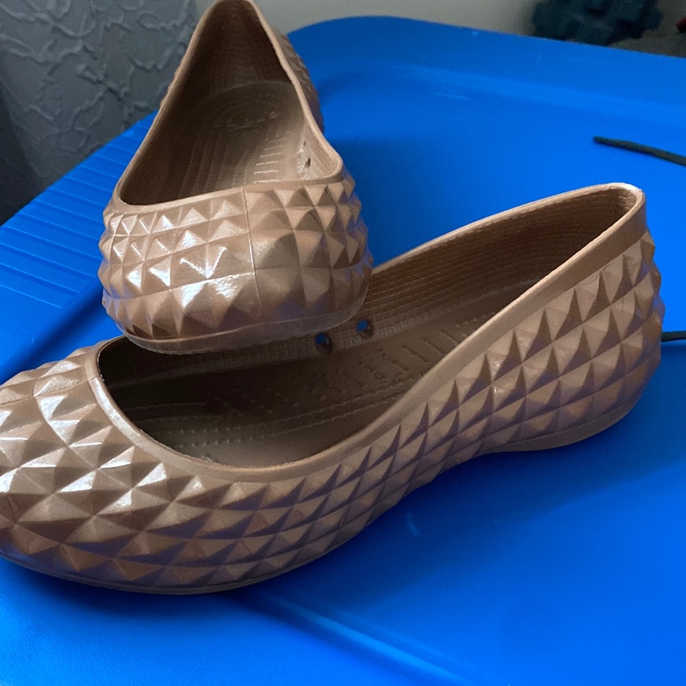 Crocs